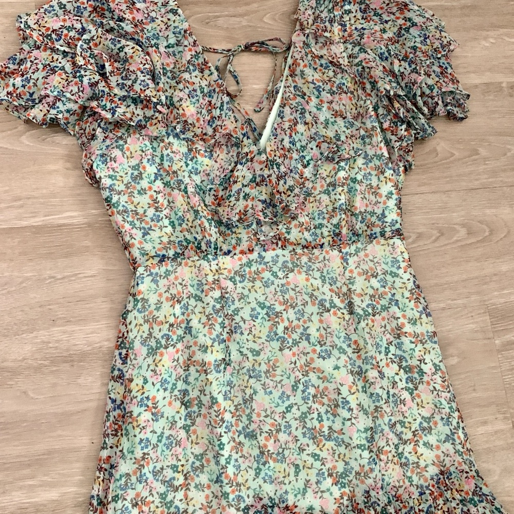 Floral Ruffle Dress - Picture 3 of 9